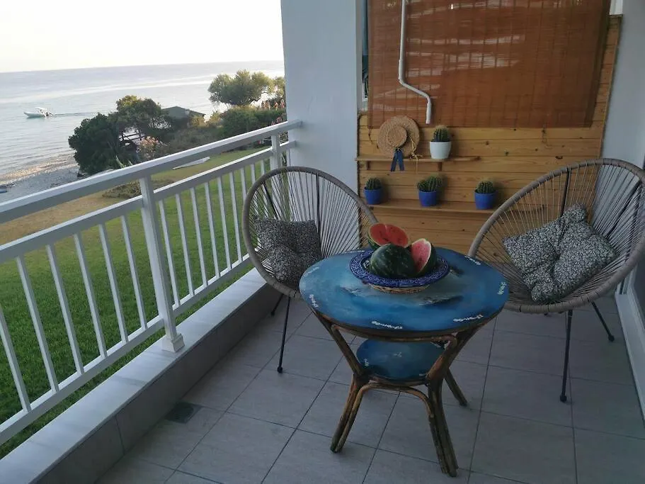 Απέραντο Γαλάζιο Le Grand Blue Apartment Mola Kalyva 0*,  Greece