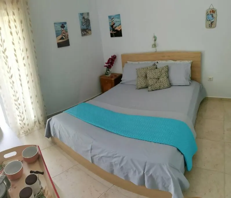 Απέραντο Γαλάζιο Le Grand Blue Apartment Mola Kalyva 0*,